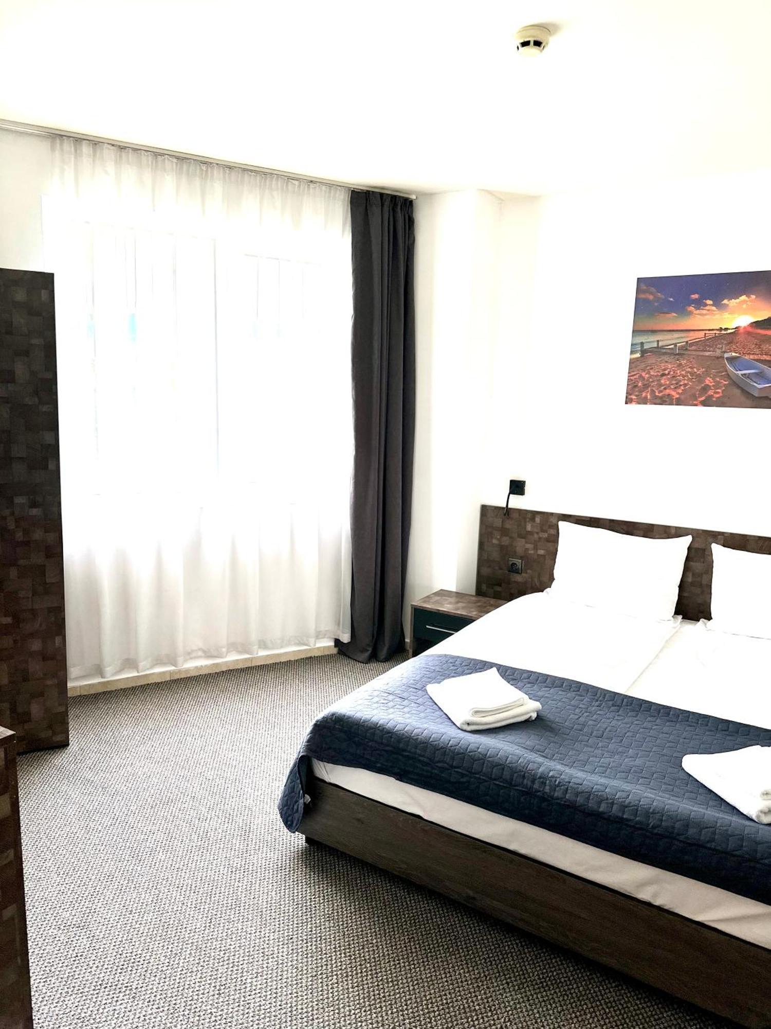 Brilliance Hotel Varna Ruang foto